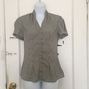 Sz S - Flutter Short Sleeve Peplum geo printed top